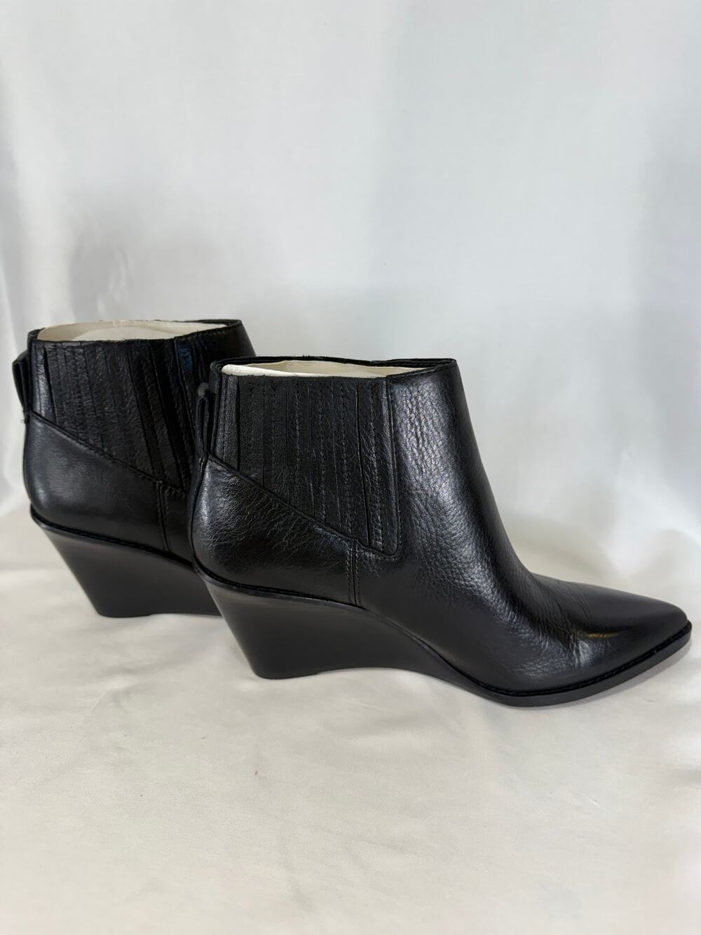 Calvin Klein Women’s 9M Black Leather Pointed Toe Wedge Ankle Boots Booties NEW
